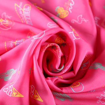 Вискоза 009-07899 ярко-розовый принтованный