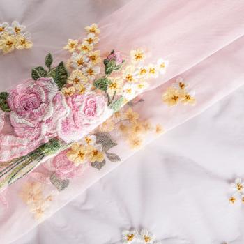 Вышивка на сетке 050-02933 пудрово-розовый