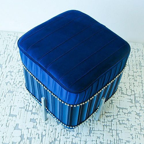 Пуф квадратный 44х44 см H 50 см темно-синий бархат 521352 