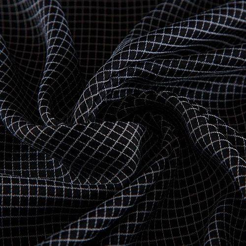 Шелк натуральный Gucci 064-16387 черный клетка