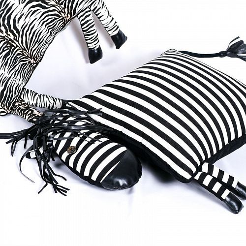 Наволочка декоративная на молнии 43х43 см ЗЕБРА 521983