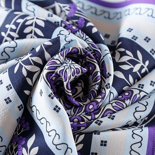 Платок крепдешиновый 60х65 см 510746 молочный принтованный