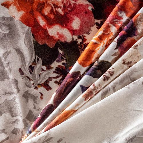 Шелк натуральный К2-389 молочный принтованный