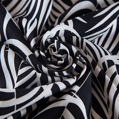 Штапель 069-17552 черный принтованный